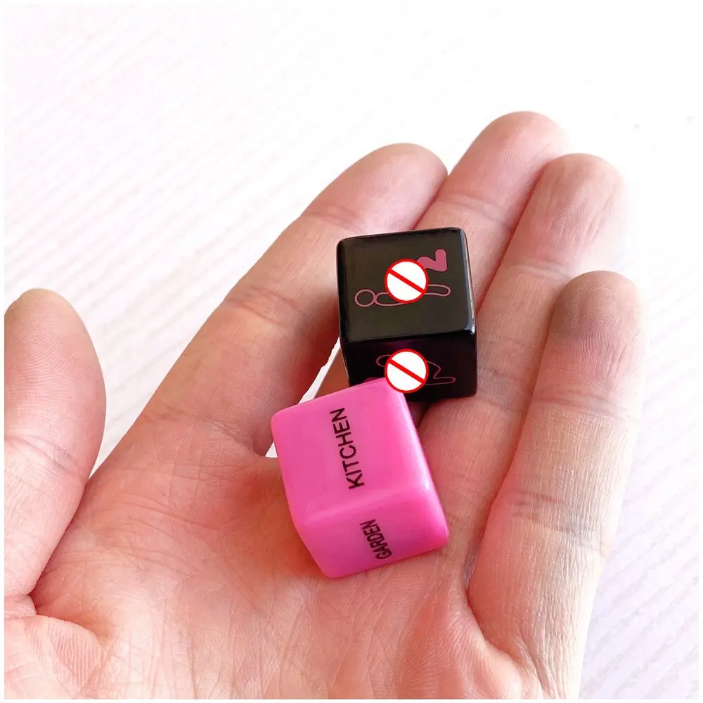 2cm Red and Black Combination English Couple Action Dice Fun Plastic and Acrylic Square Sex Toys 20g